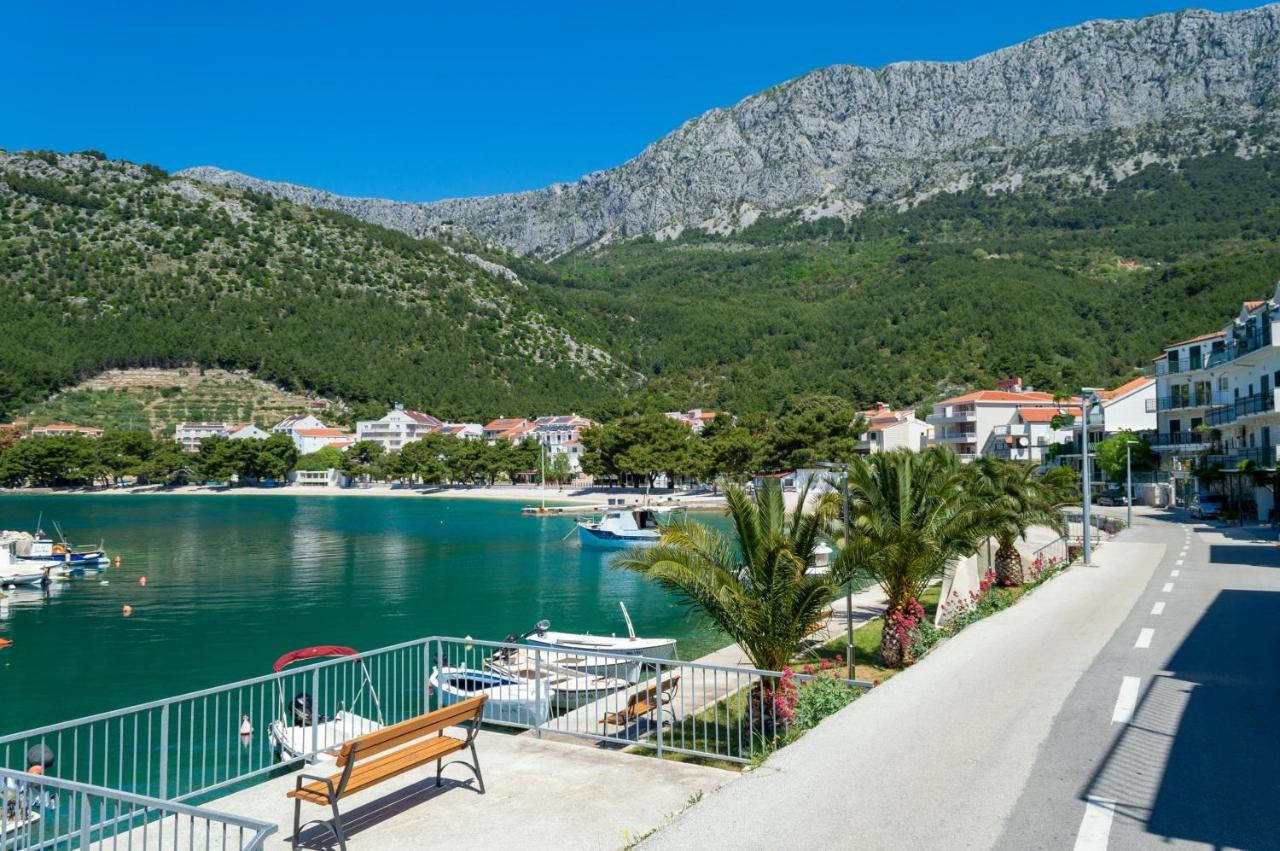 Apartments Ivica - Beachfront Drvenik  Esterno foto